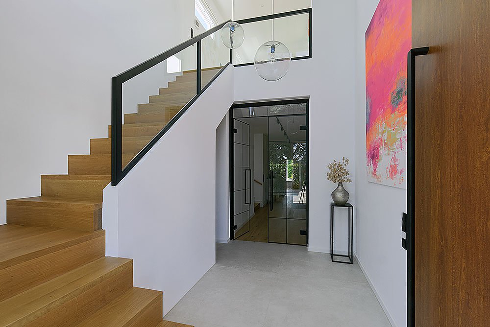 Schwarz – Die neue Eleganz | Holztreppen Herold